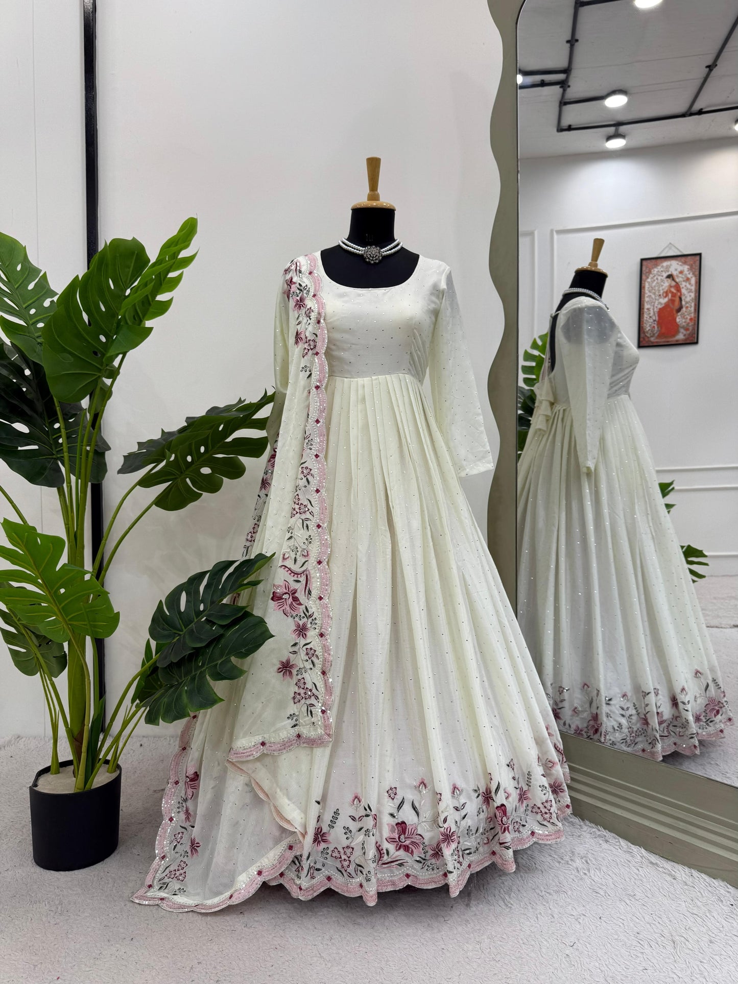 Off White Chinon silk Anarkali Suit