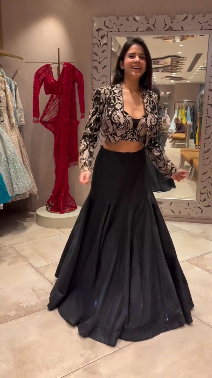 Trending Lehenga Choli with Koti