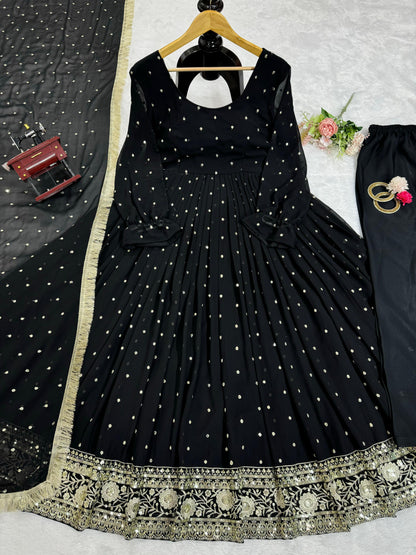 New Launching Hot selling Black color Gown