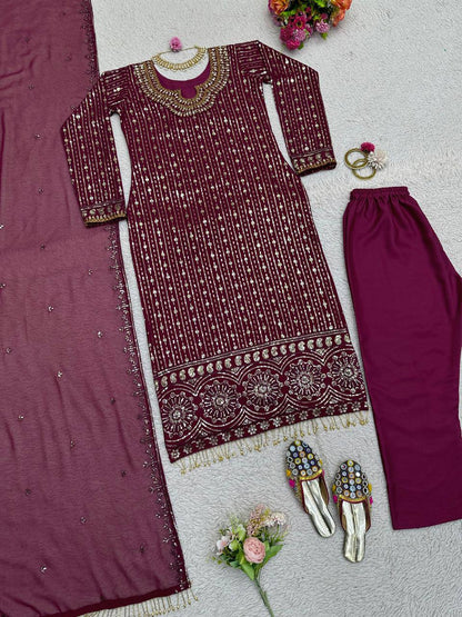 Presenting Designer Kurti Set With Dupatta