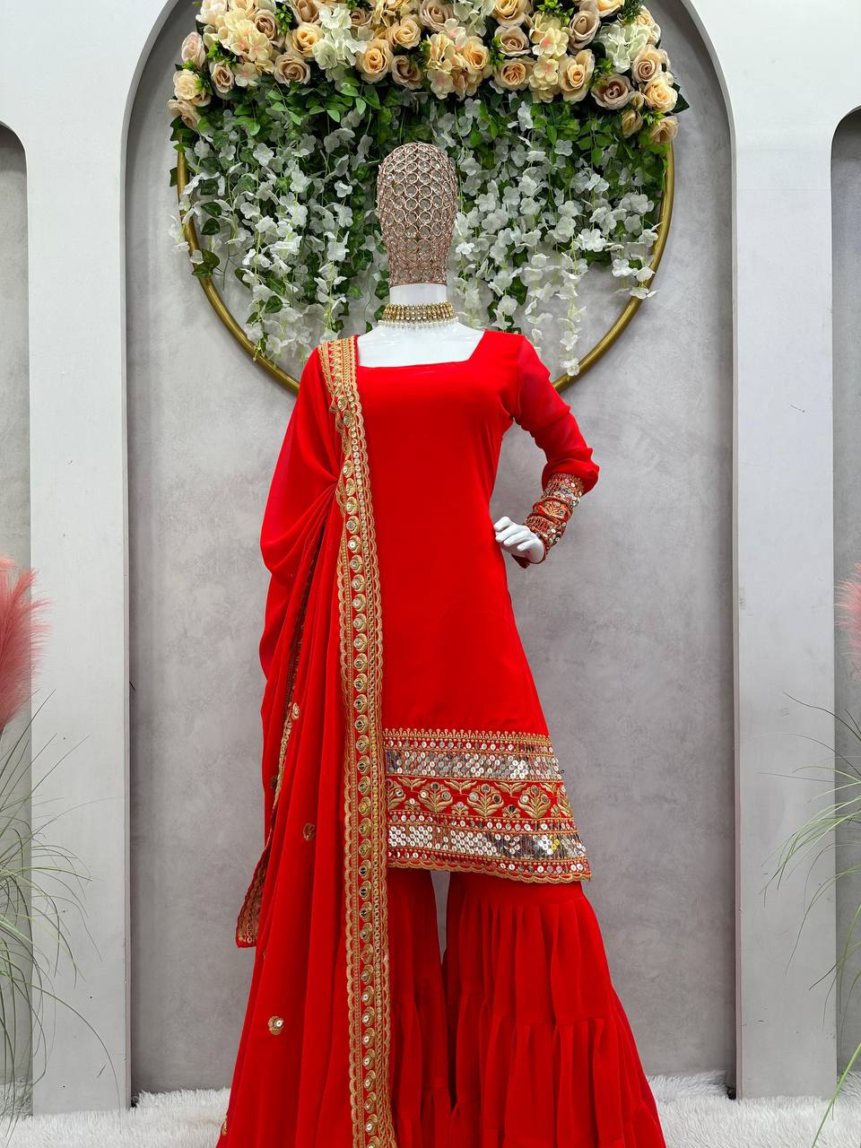 Presenting New Launching Hot Selling Sarara Suit